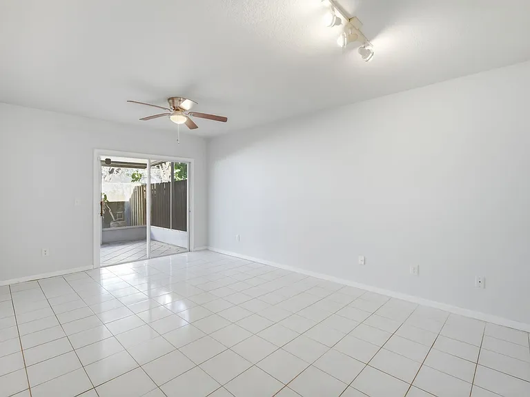 3731 W Cass St — Photo 5