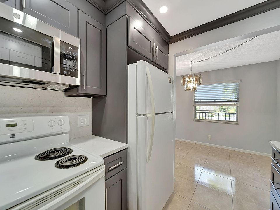 1st image of 551 SW 135th Avenue #316-B
