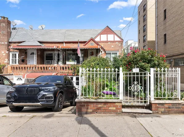 23-29 Broadway, Astoria, NY 11106