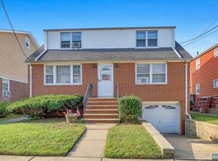 31 Front St, North Arlington, NJ 07031