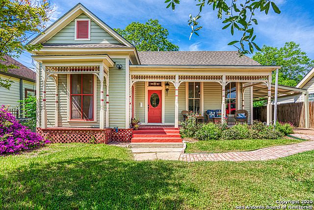 1st image of 305 Lamar St