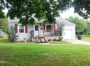 2036 E Walnut St, Springfield, MO 65802