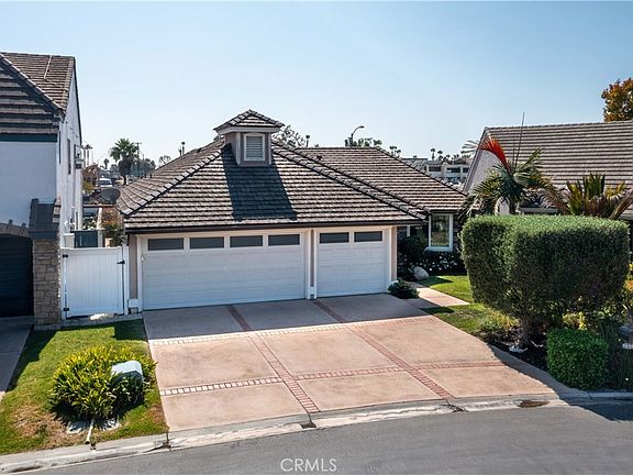 2nd image of 6261 Majorca Cir
