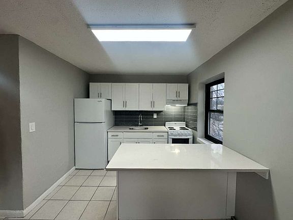 3rd image of 268 N Oraton Pkwy APT 4E