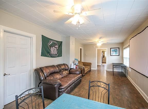 5th image of 856 W Keetoowah St