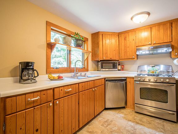 4th image of 5529 Evergreen Dr