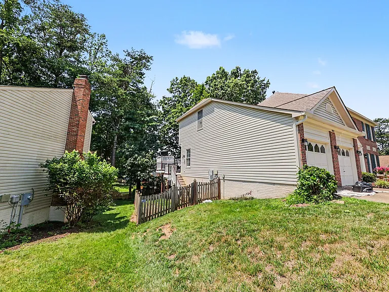 16652 Purcival Ct — Photo 3