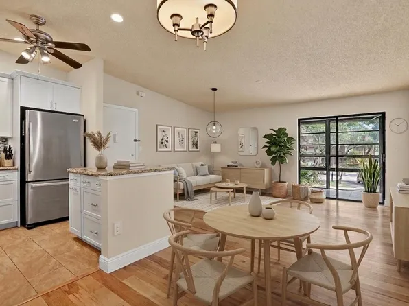 7711 Ashmont #215, Tamarac, FL 33321