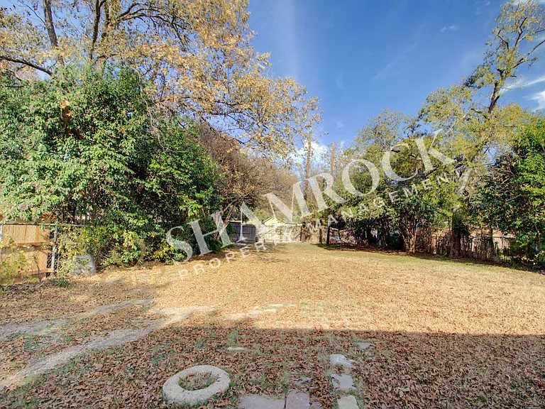 1017 N 31st St — Photo 14