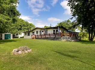 7796 Maple Ln, Fremont, WI 54940