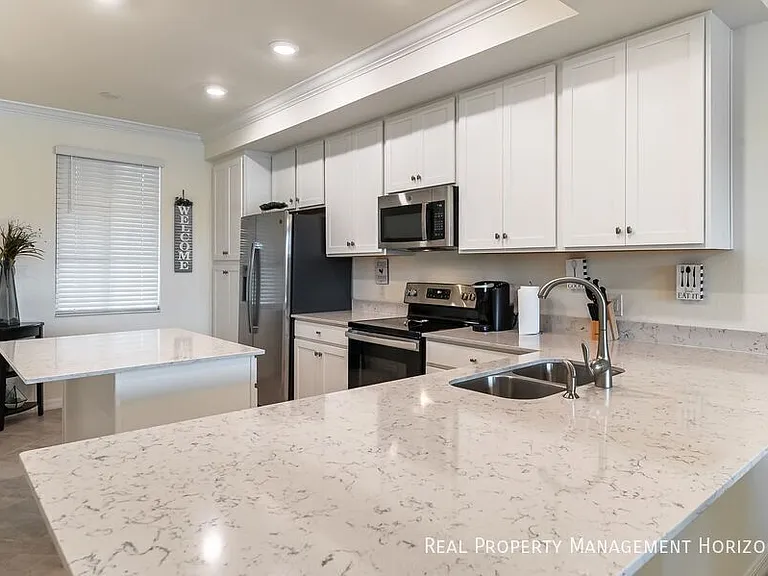 17724 Gawthrop Dr #204 — Photo 9