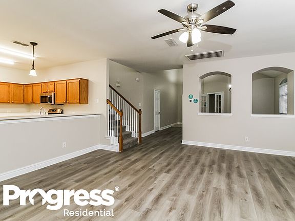 5th image of 5941 Iris Dr