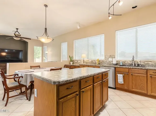 1926 E Heather Ave, Gilbert, AZ 85234