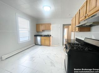 22 Howell St #3T, Dorchester, MA 02125