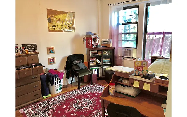 Rented by Douglas Elliman | media 37