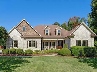 8105 Rogers Ct, Greensboro, NC 27455