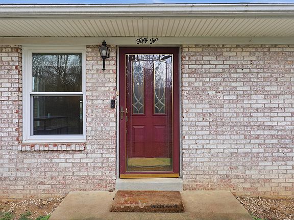 4th image of 52 Judy Ann Ct