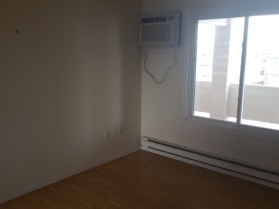 3rd image of 45 Sampson Ave APT 10