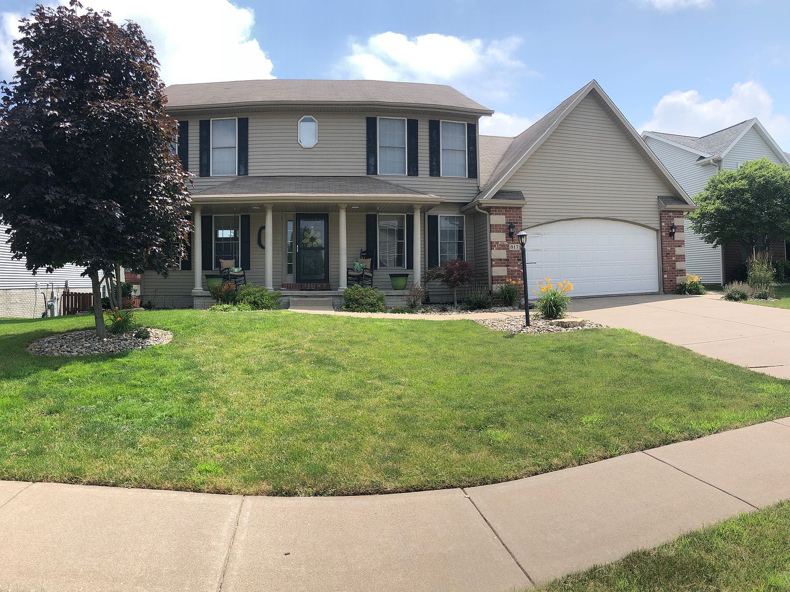 817 S 3rd St, Eldridge, IA 52748 Zillow