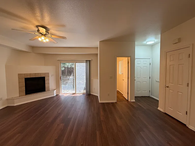 2095 Legacy Ridge Vw #102 — Photo 7