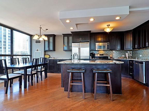 5th image of 405 N Wabash Ave Unit 3204