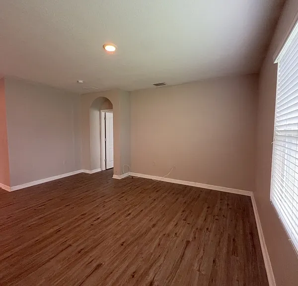 178 Fall Glo Rd — Photo 2