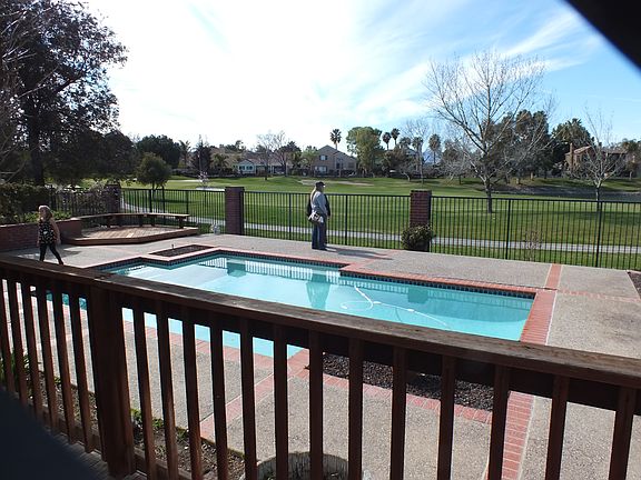 4th image of 1270 Saint Andrews Dr