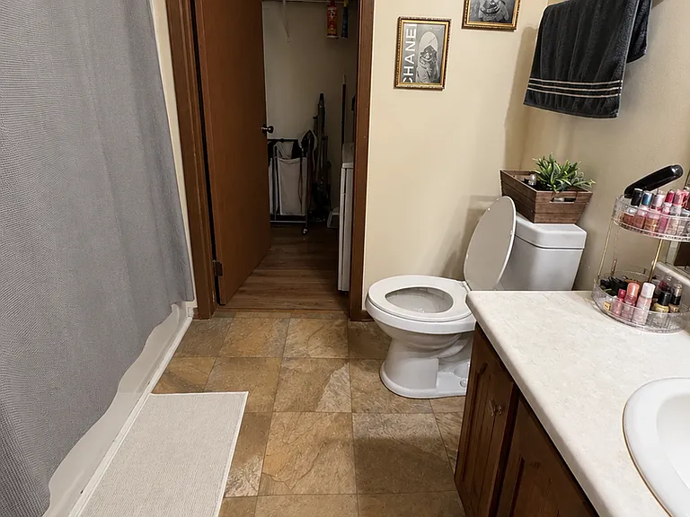 1040 Terrace Dr — Photo 10