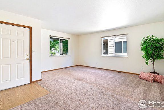 4th image of 374 Emerald Ct