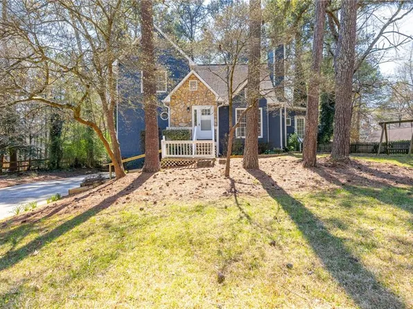 55 Presidential Dr, Dallas, GA 30157