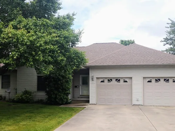 219 County Line Rd, Virden, IL 62690