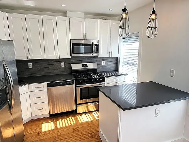 316 Franklin Ave #1 — Photo 1