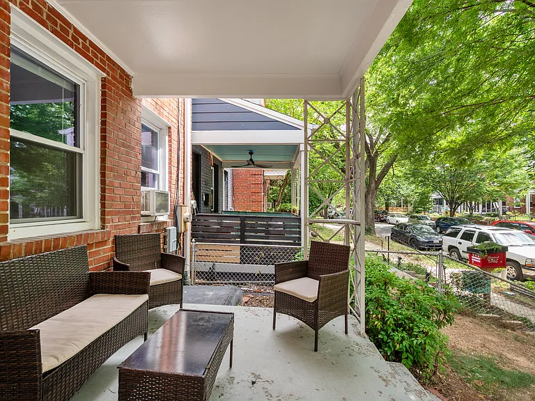 55 Farragut Pl NW #1 — Photo 25