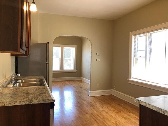 3rd image of 2511 S Logan Ave Unit 1