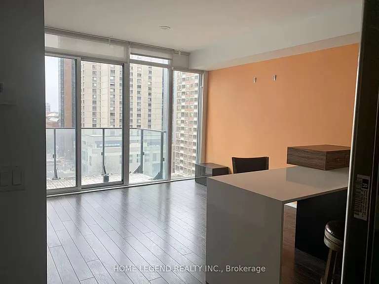 75 Saint Nicholas St #906 — Photo 2