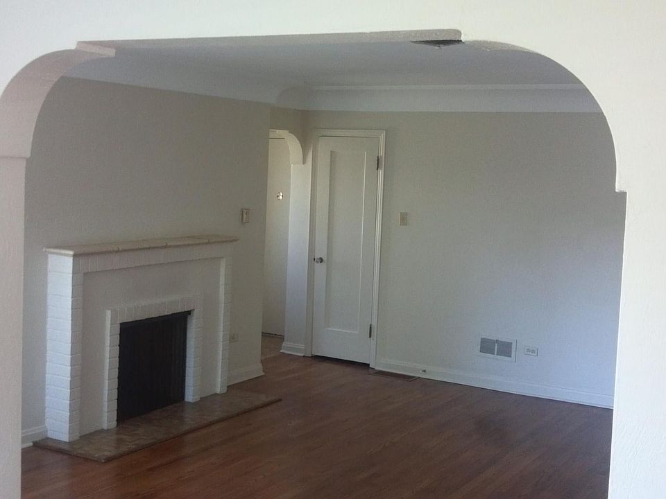 2nd image of 770 Krameria St