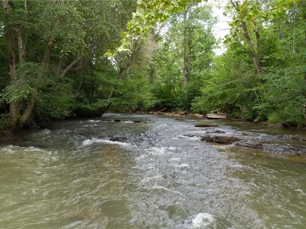 200 T J Mote Rd #D, Dahlonega, GA 30533