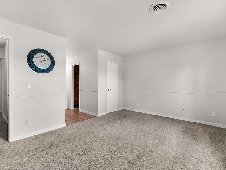 6550 Delmonico Dr #304 — Photo 22