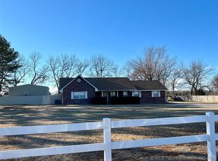 19099 Cook Rd, Madill, OK 73446
