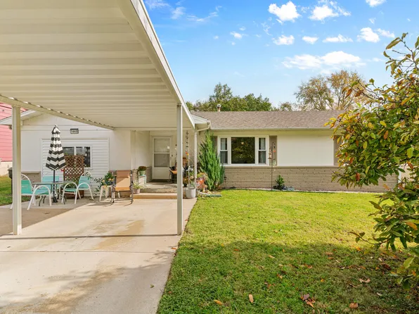 1448 S Overbrook Avenue, Springfield, MO 65807