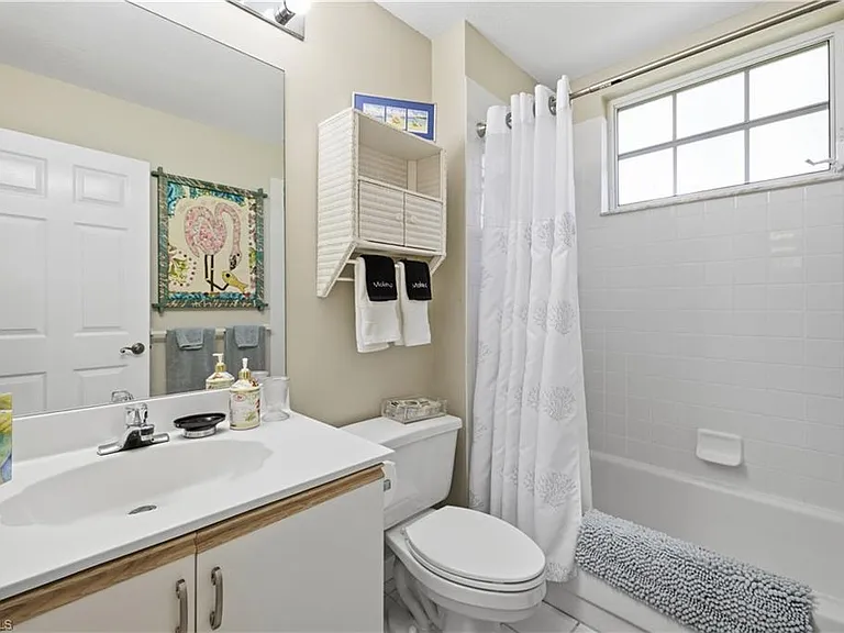 7054 Barrington Cir #102 — Photo 22