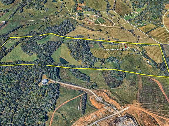 4th image of 2200 Sugar Ridge Rd