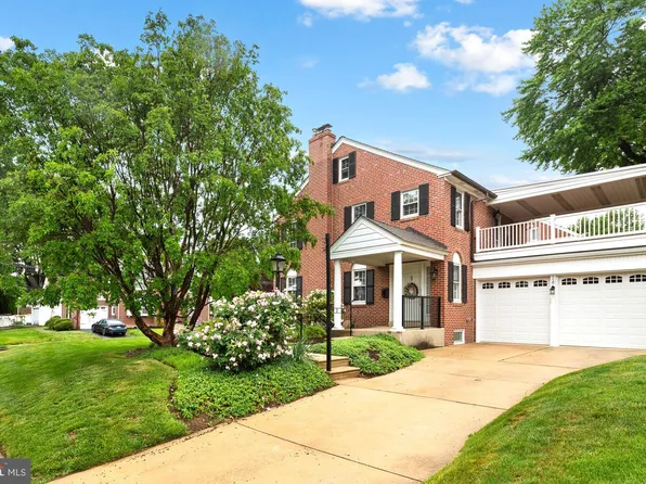 929 Burmont Rd, Drexel Hill, PA 19026