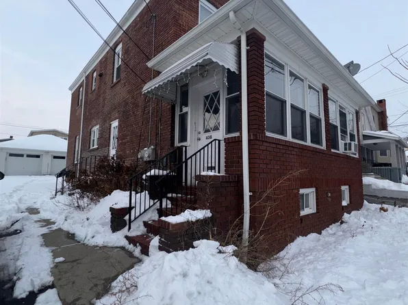 438 4th St Floor 1, Carlstadt, NJ 07072