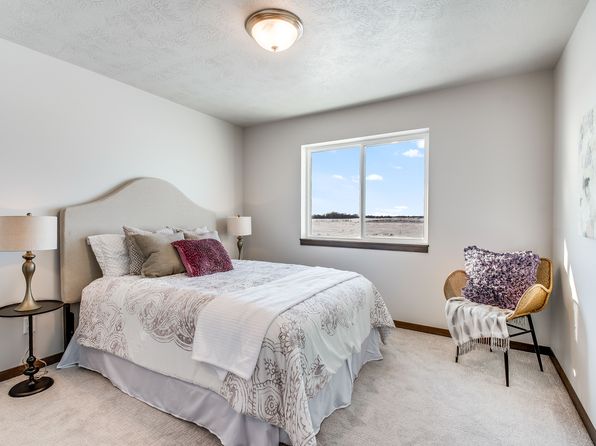 sioux-falls-south-dakota-443812591 picture