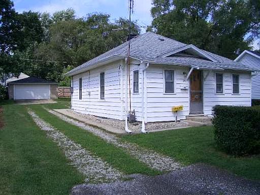 1st image of 1915 N Cora St