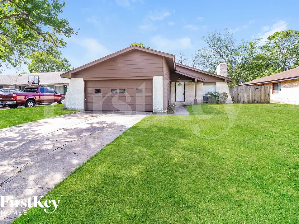 4427 Ravine Dr