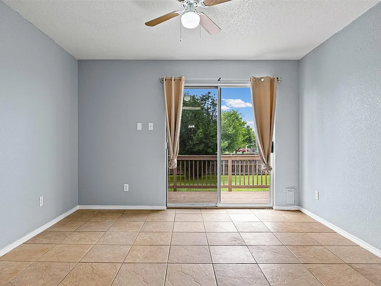 17305 Dashwood Creek Dr — Photo 6