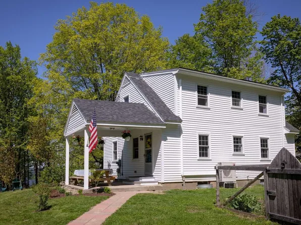 62 Browns Court, Highgate, VT 05460