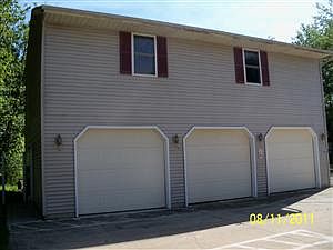 2nd image of 277 Eastlake Dr